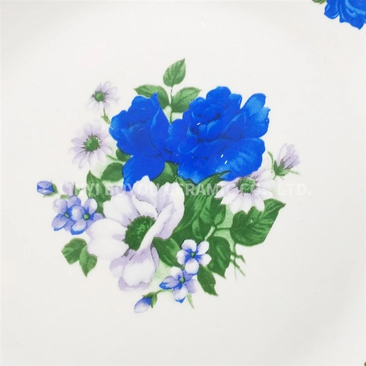 18 Pieces Ceramic Dinnerware Set